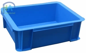 Thùng nhựa đặc B7